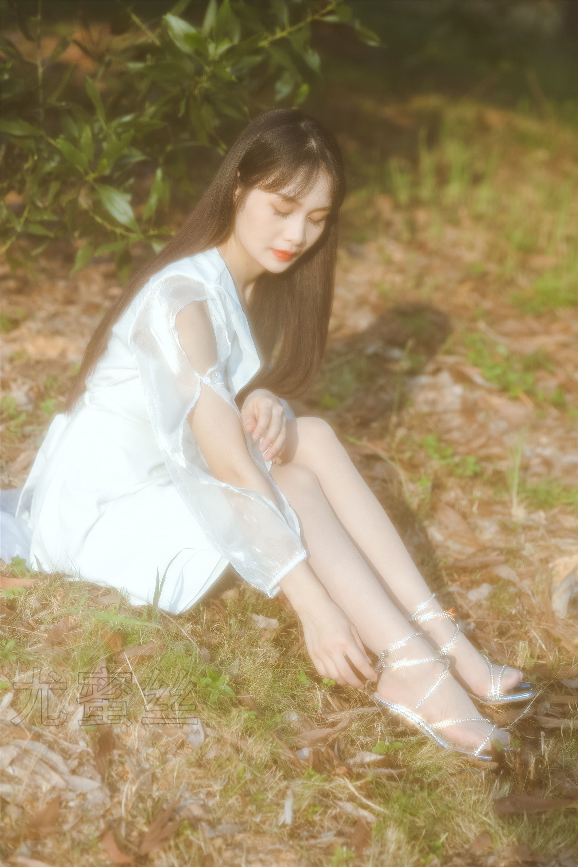 尤蜜丝 穿搭写真 NO.075